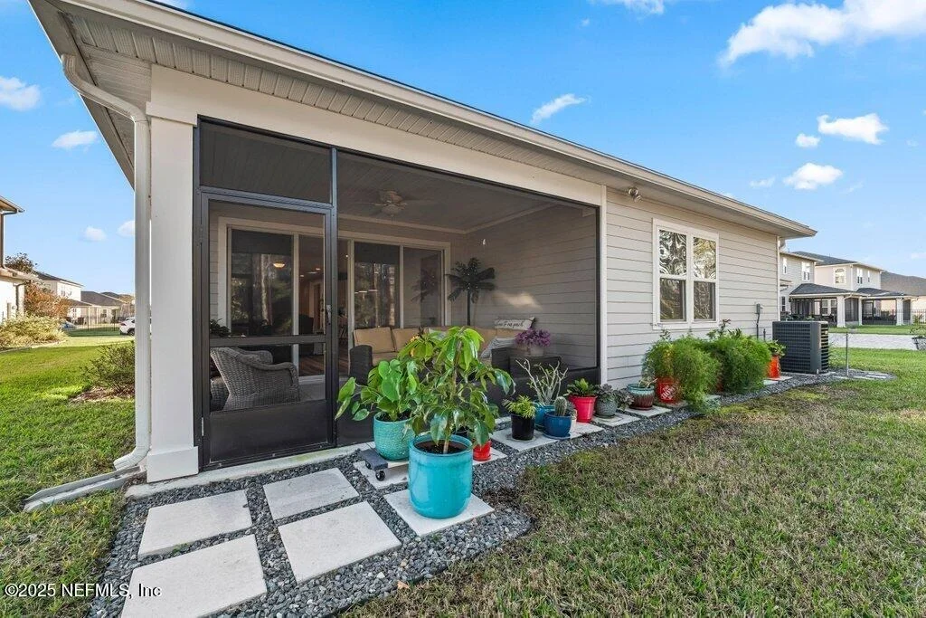 Photo of 1917 AMBERLY Drive