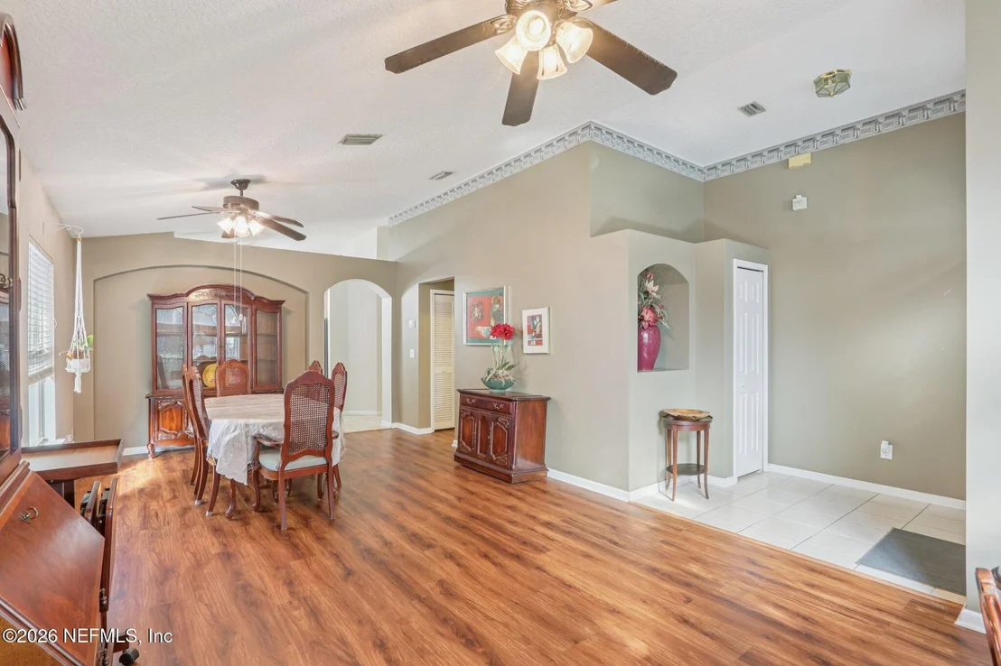 Photo of 1336 RIVER CITY Street