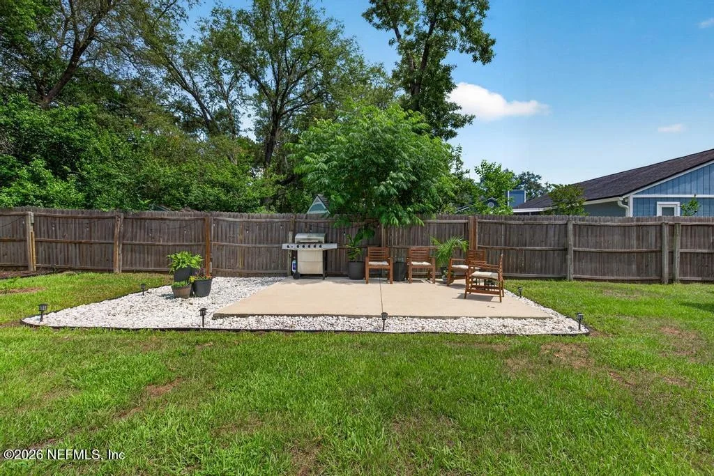 Photo of 12844 BEAUBIEN Road