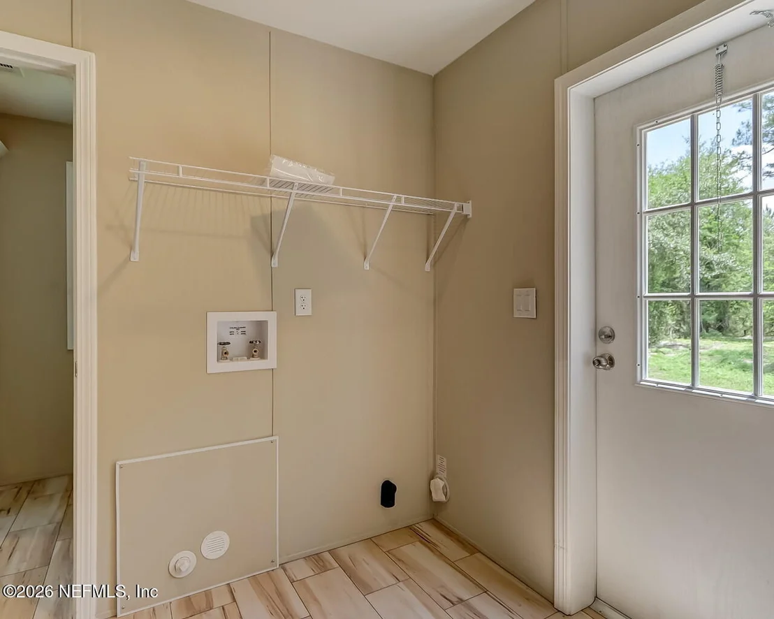 Photo of 11386 DEERWOOD Circle