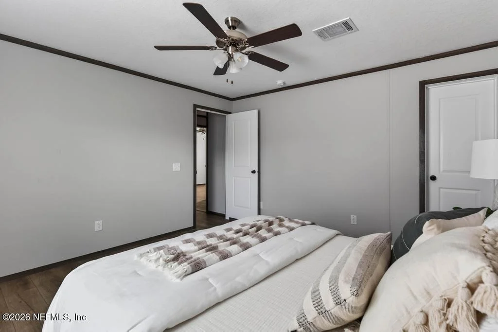 Photo of 2817 SPRING Drive