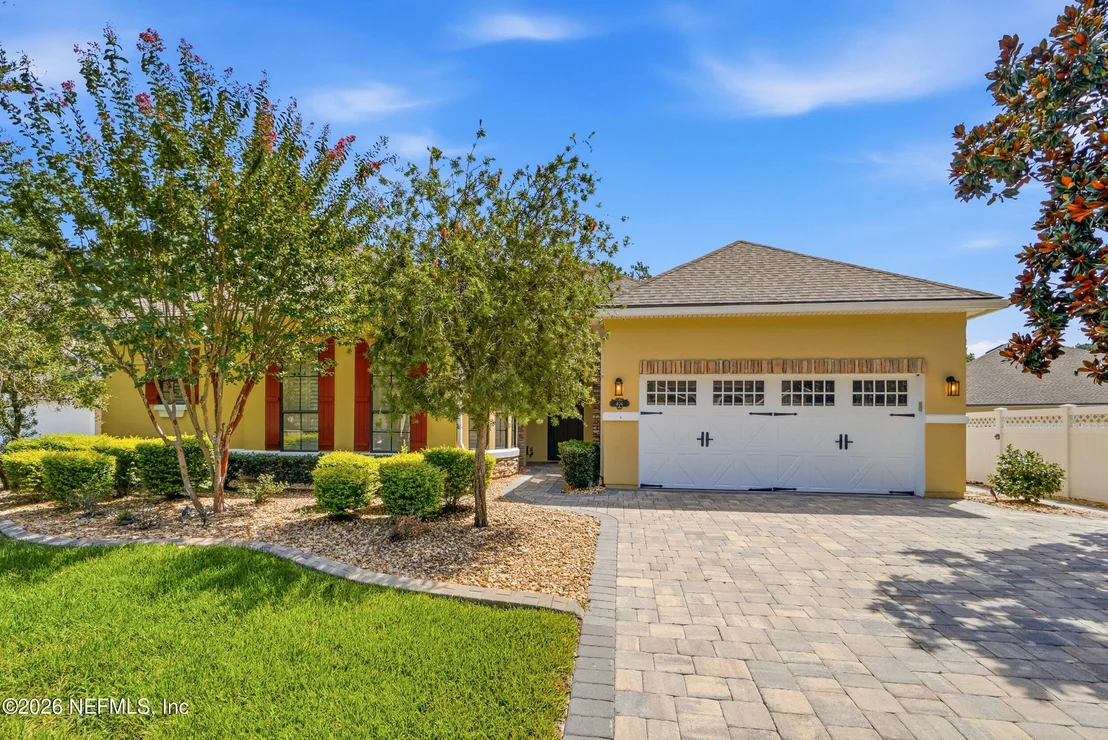 Photo of 804 STELLING Court