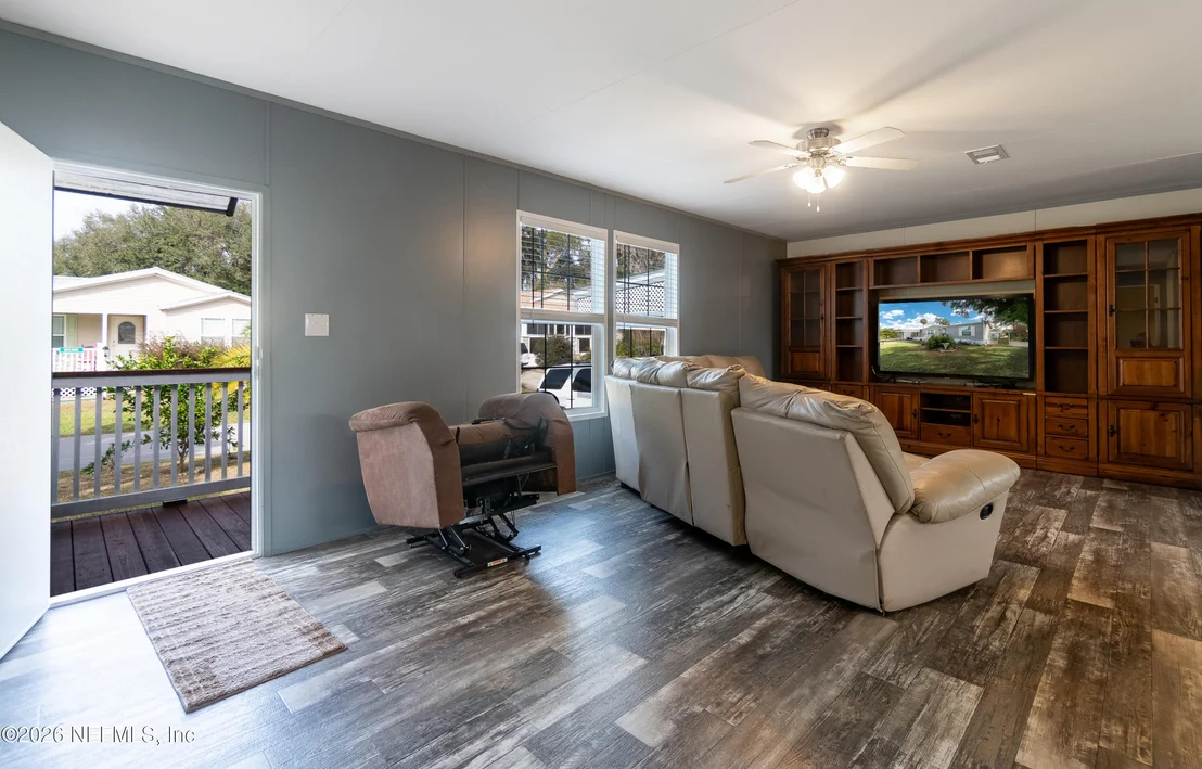 Photo of 102 PINE LAKE Drive