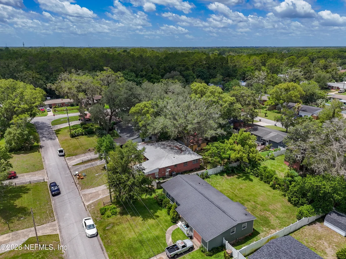 Photo of 7410 PINEVILLE Drive