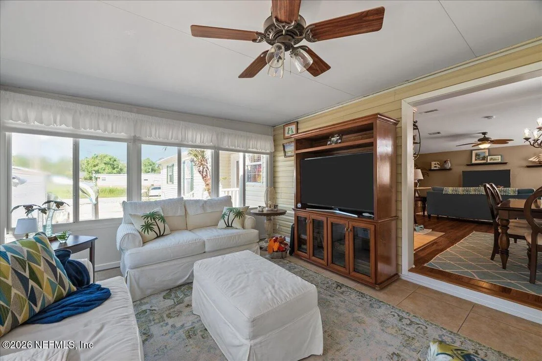 Photo of 290 TARPON Boulevard