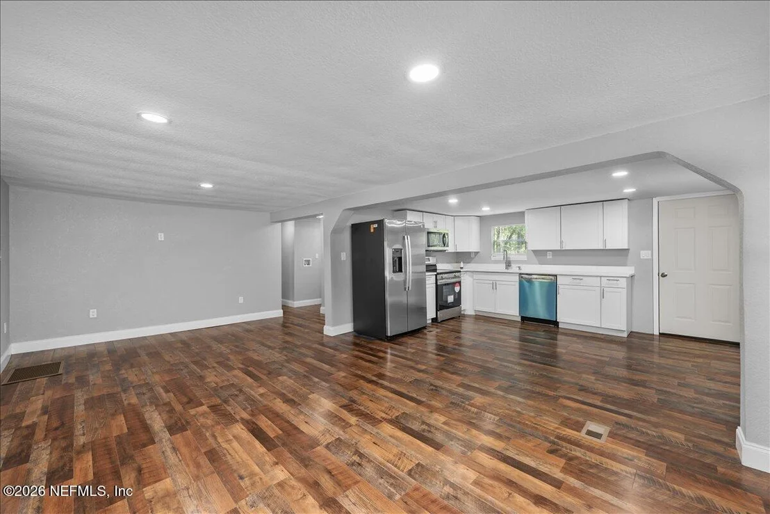Photo of 113 BLUEGILL Drive