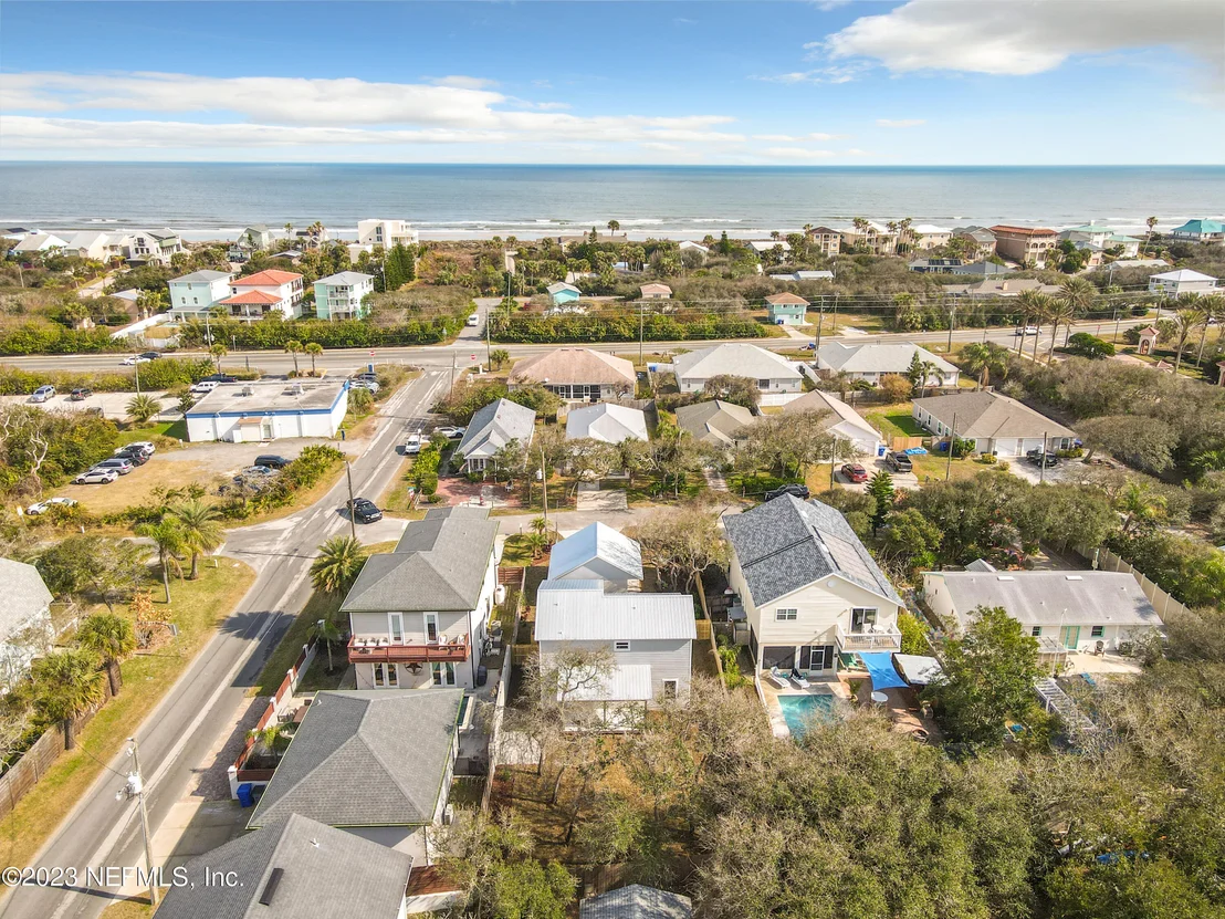 Photo of 6635 MADISON Street