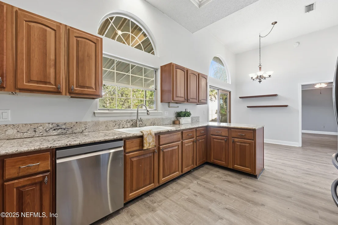 Photo of 1525 MARSHSIDE Drive