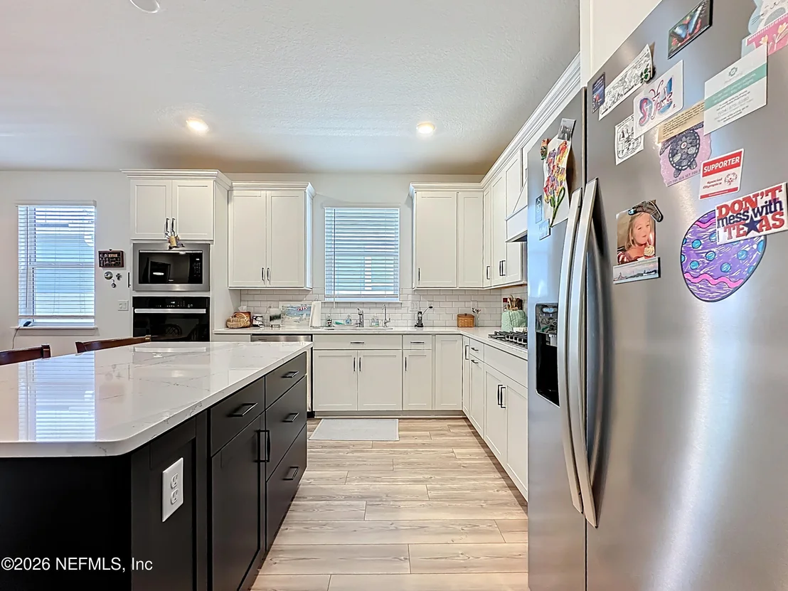 Photo of 426 HAWTHORN PARK Circle