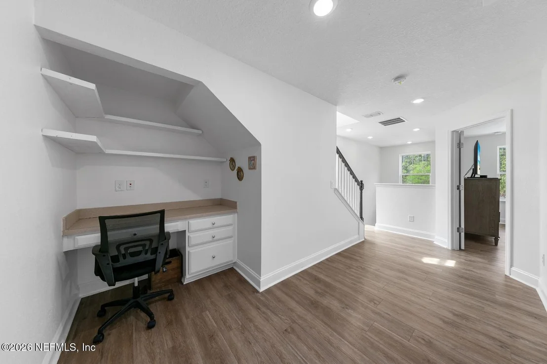 Photo of 204 SILVER CREEK Place