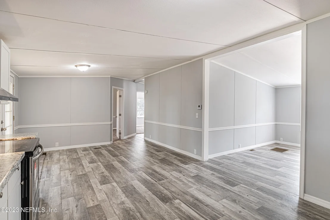 Photo of 8377 STATE ROAD 100