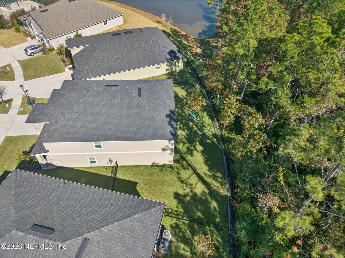 Photo of 688 SYCAMORE Way