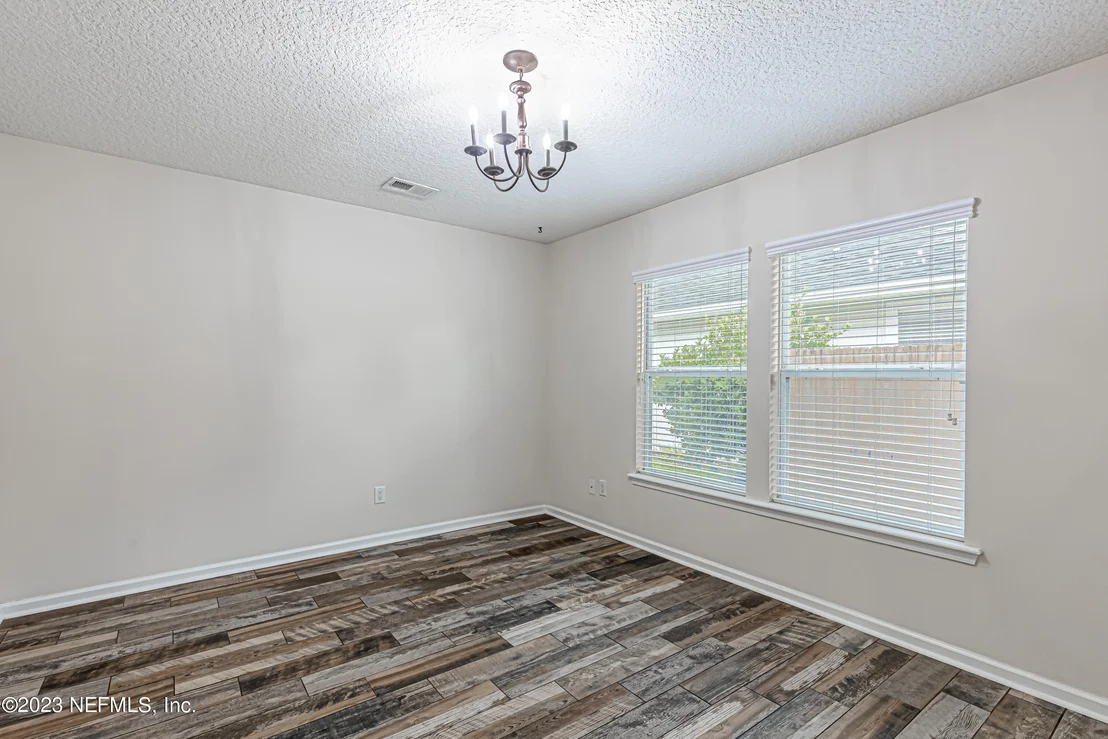 Photo of 1047 MOOSEHEAD Drive