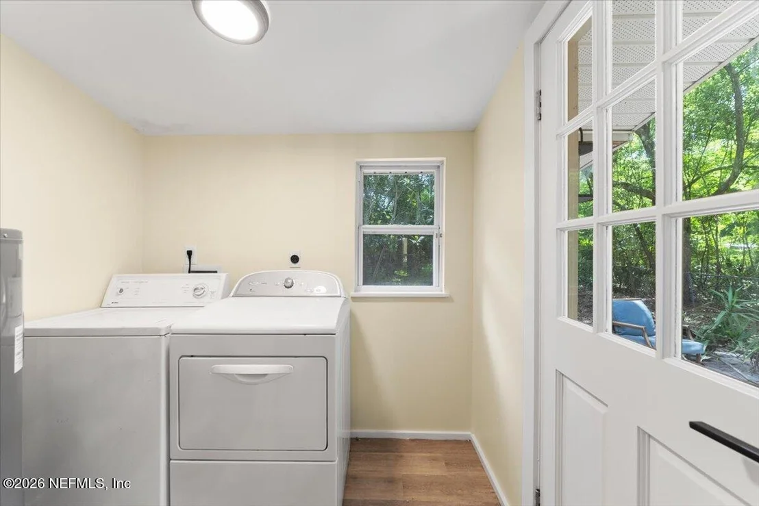 Photo of 531 LENA Street