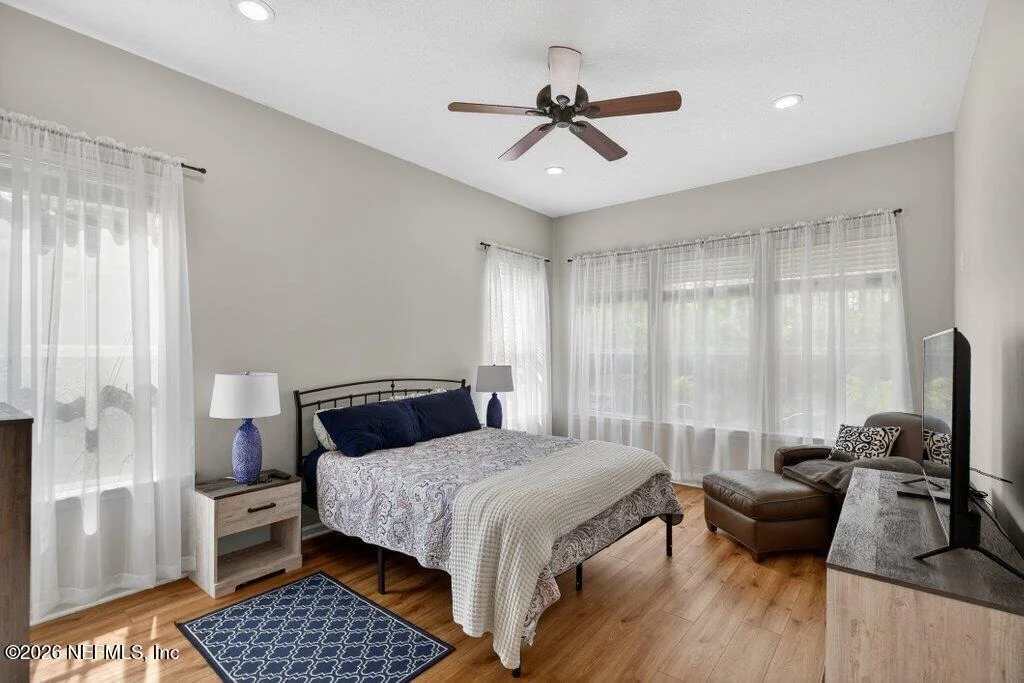 Photo of 247 FLORES Way