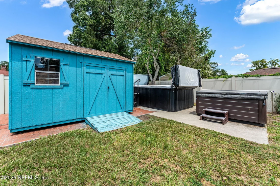 Photo of 7307 MAPLE TREE Drive