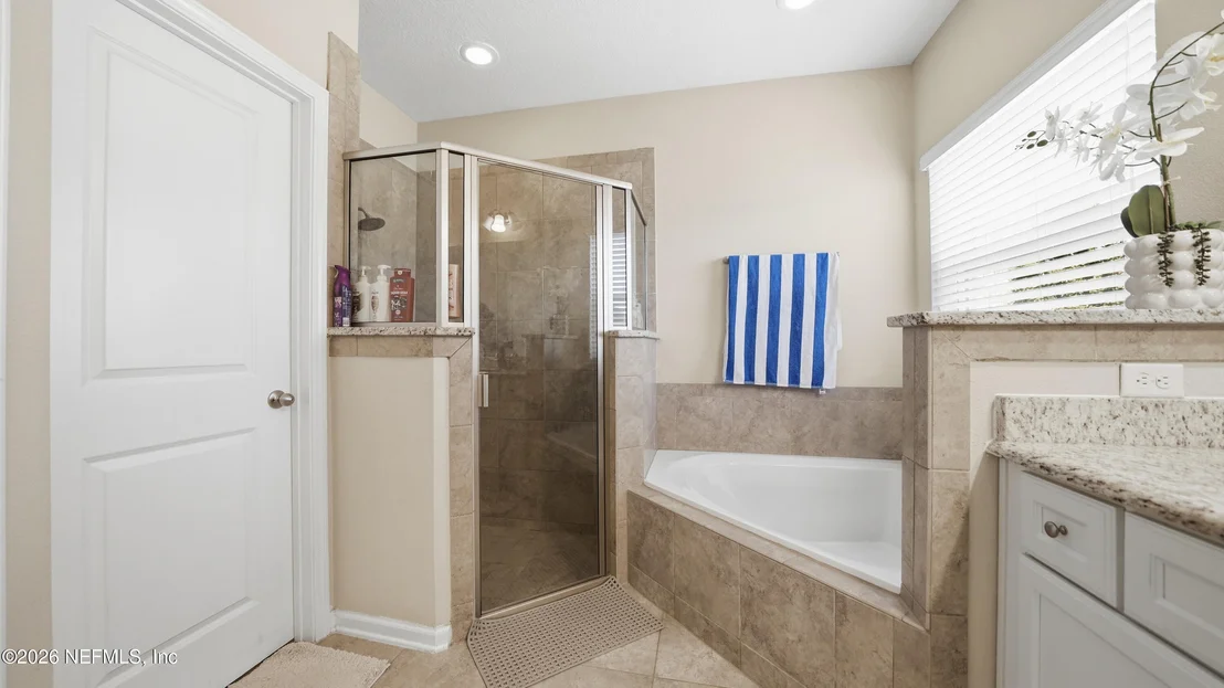Photo of 3938 HAMMOCK BLUFF Drive