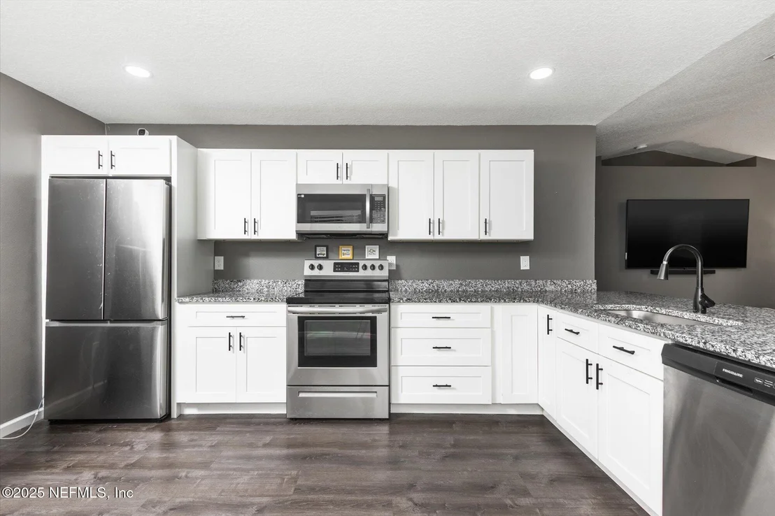 Photo of 3615 WEAVER Road