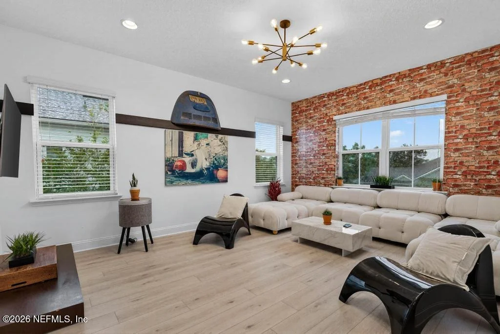Photo of 87 HAAS Avenue