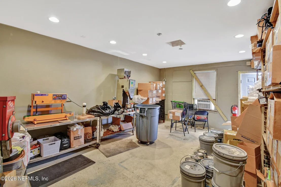 Photo of Unit 22 at 1761 DOBBS Road