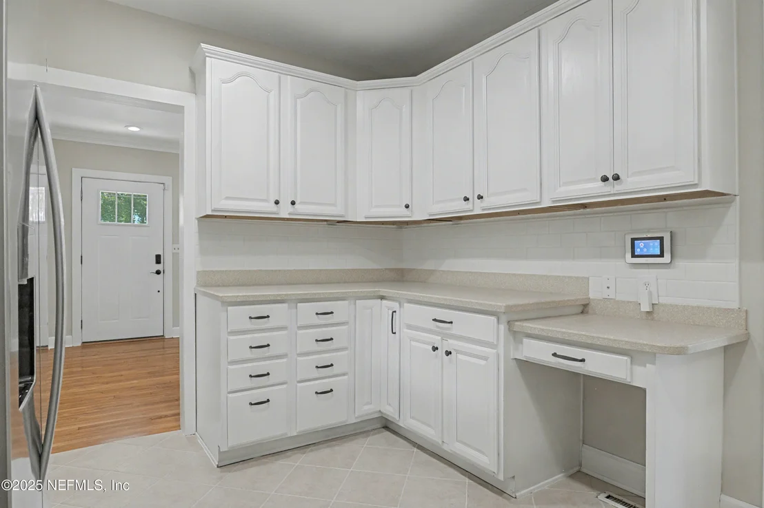 Photo of 2537 BUTTONWOOD Drive
