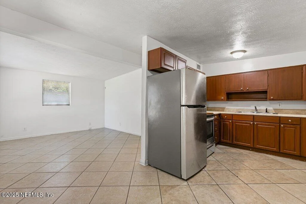 Photo of 1004 MAYNARD Street