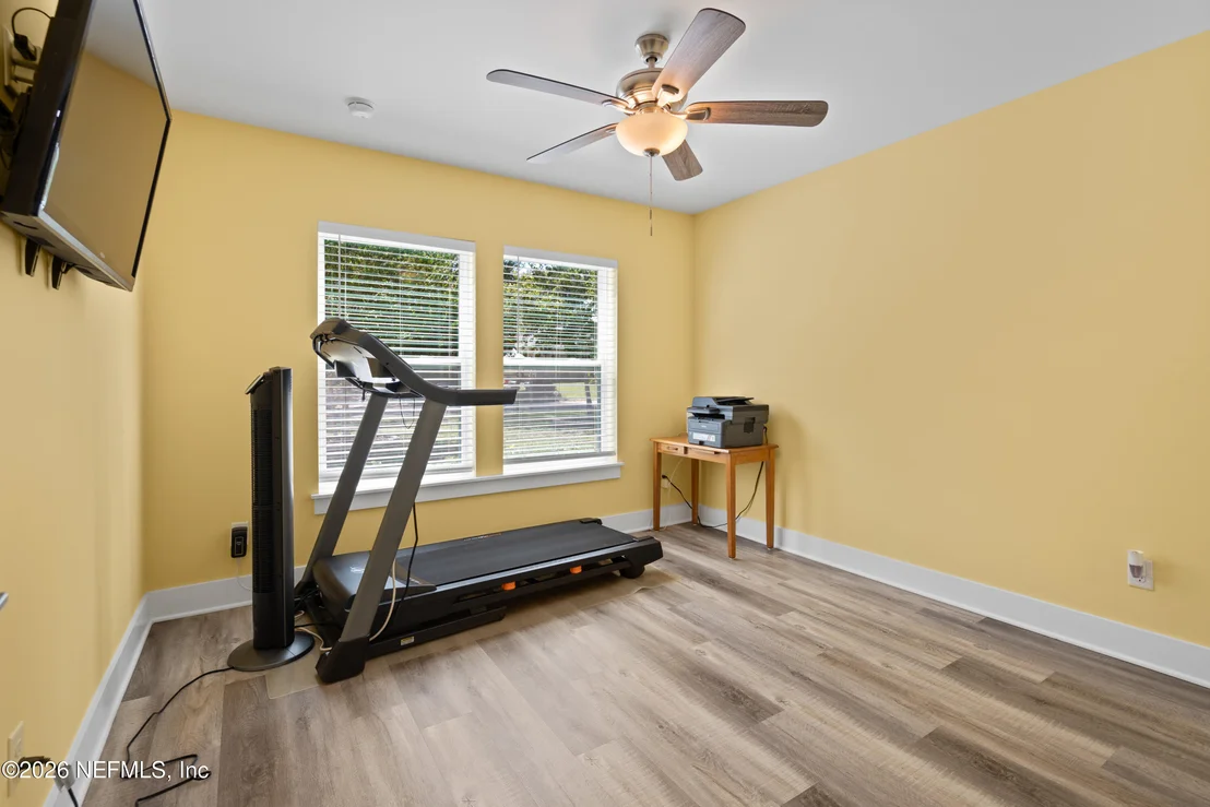 Photo of 907 QUEEN Road