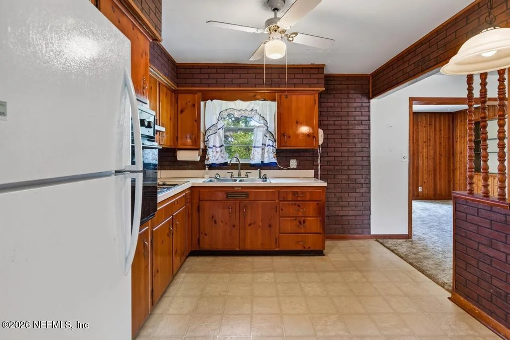 Photo of 10607 JOLYNN Road