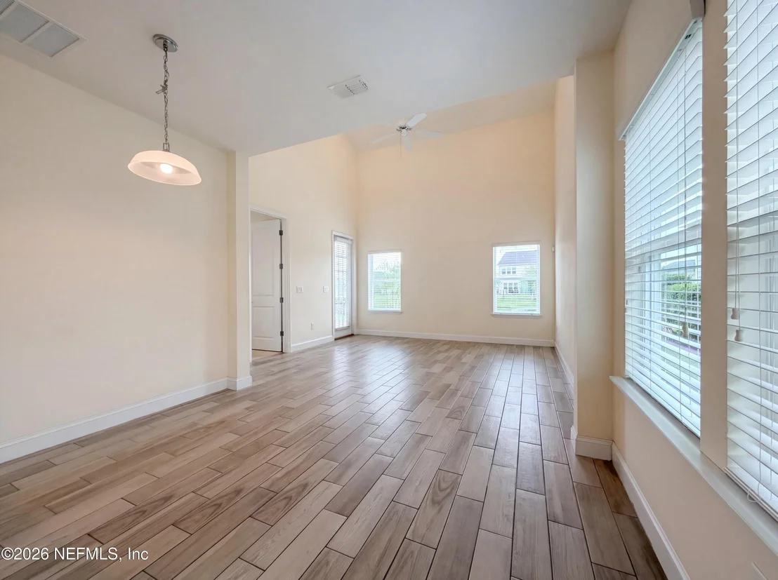 Photo of 211 CLIFTON BAY