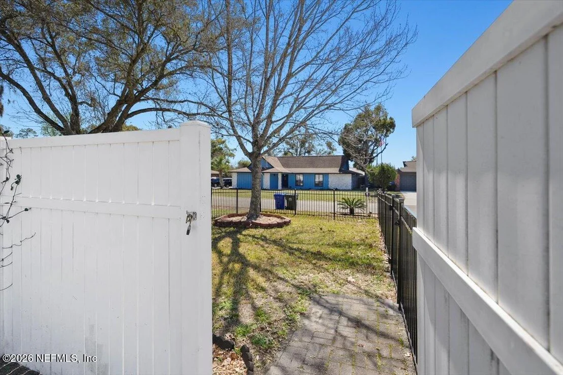 Photo of 1445 MARCIA Drive