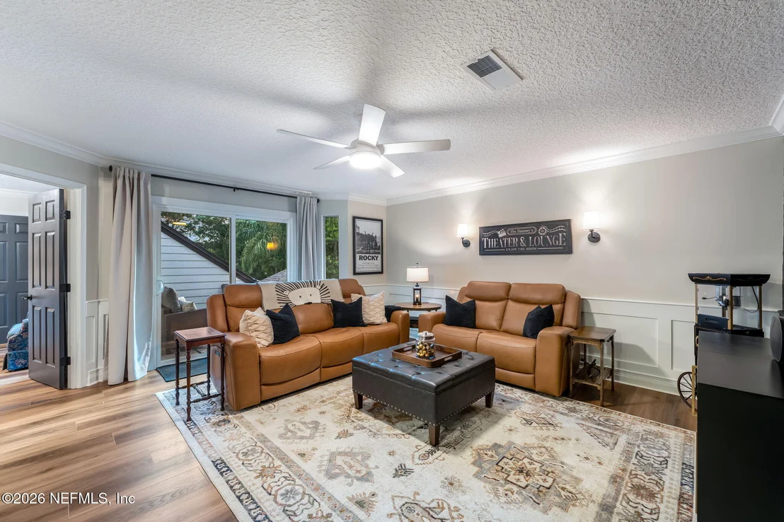 Photo of 1204 CREEK BEND Road