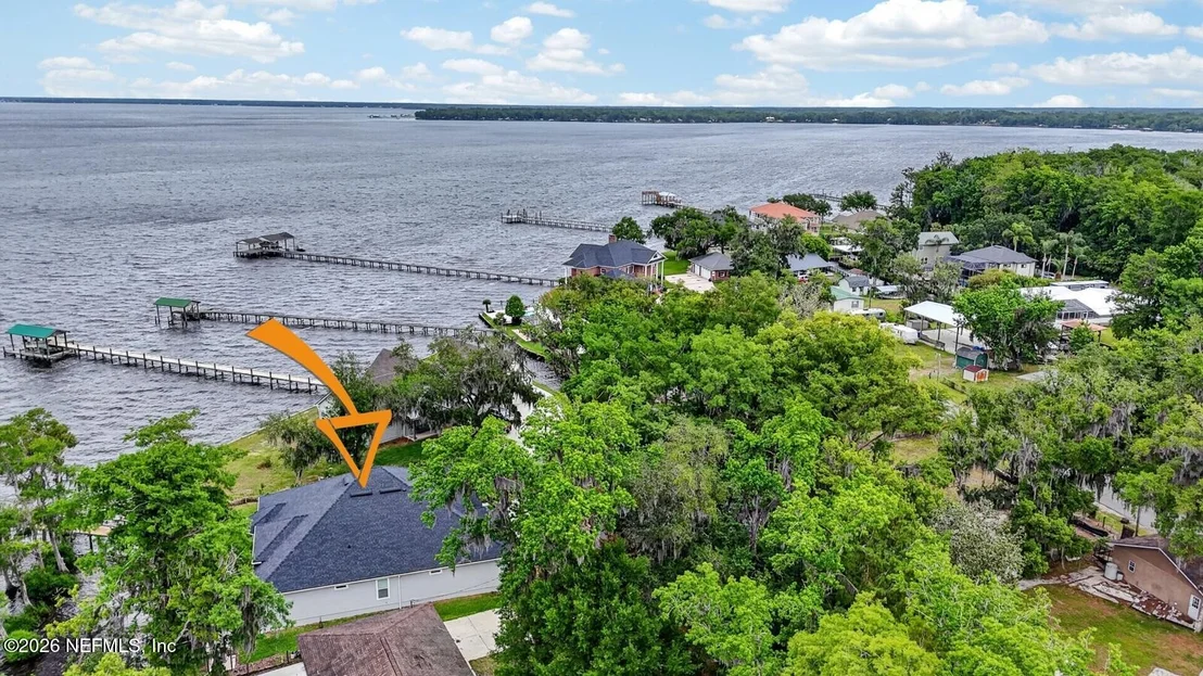 Photo of 10111 COUNTY ROAD 13 N