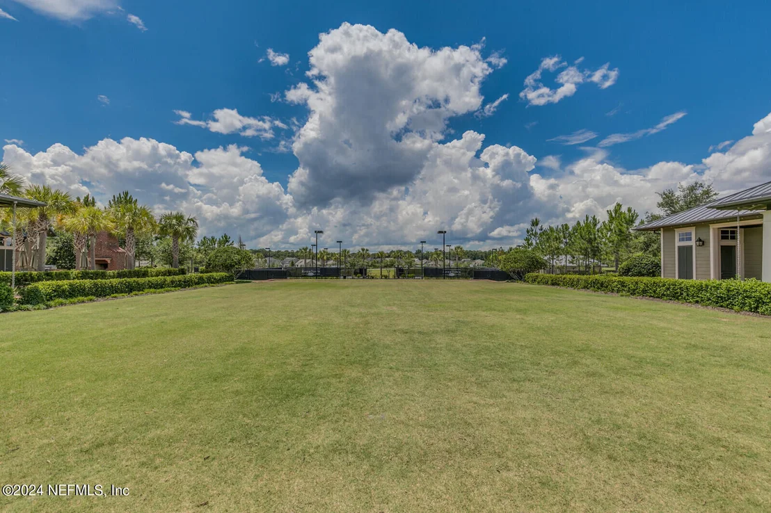 Photo of 595 MEADOW CREEK Drive