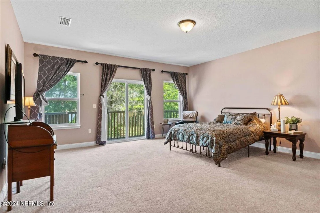 Photo of 1061 CEDAR BAY Road