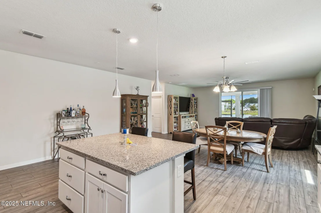 Photo of 182 MYRTLE OAK Court