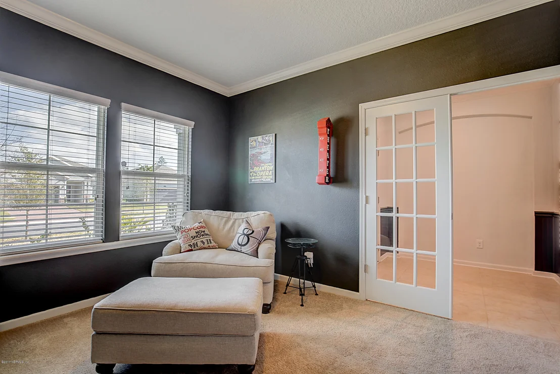 Photo of 112 BLUFFTON Court