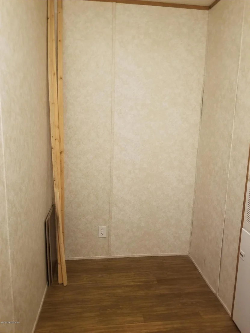 Photo of 2315 TYRONE Road