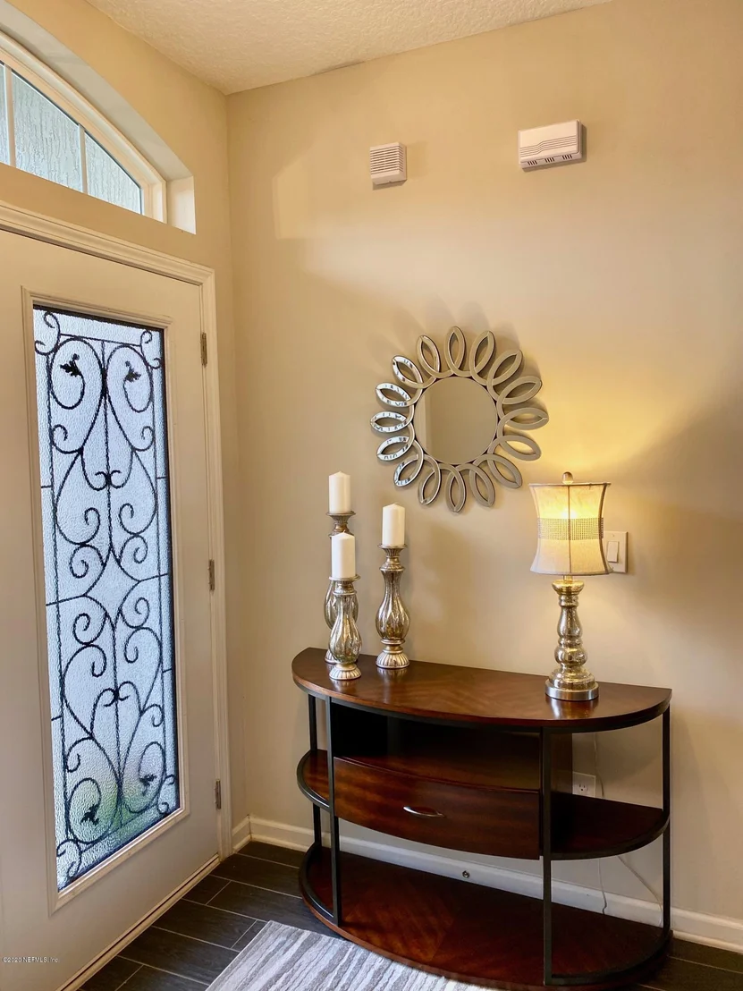 Photo of 114 MERCUTIO Lane