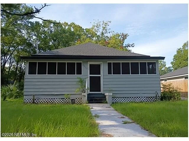 Photo of 2900 THOMAS Street