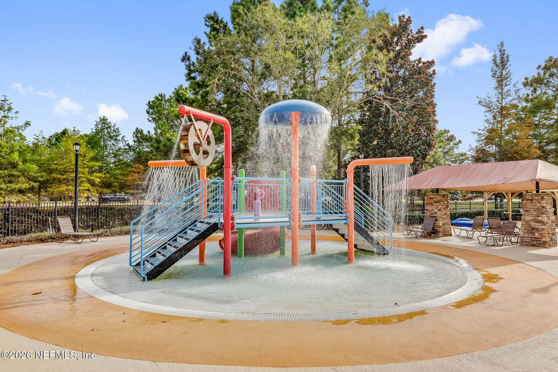 Photo of 9648 BEMBRIDGE MILL Drive