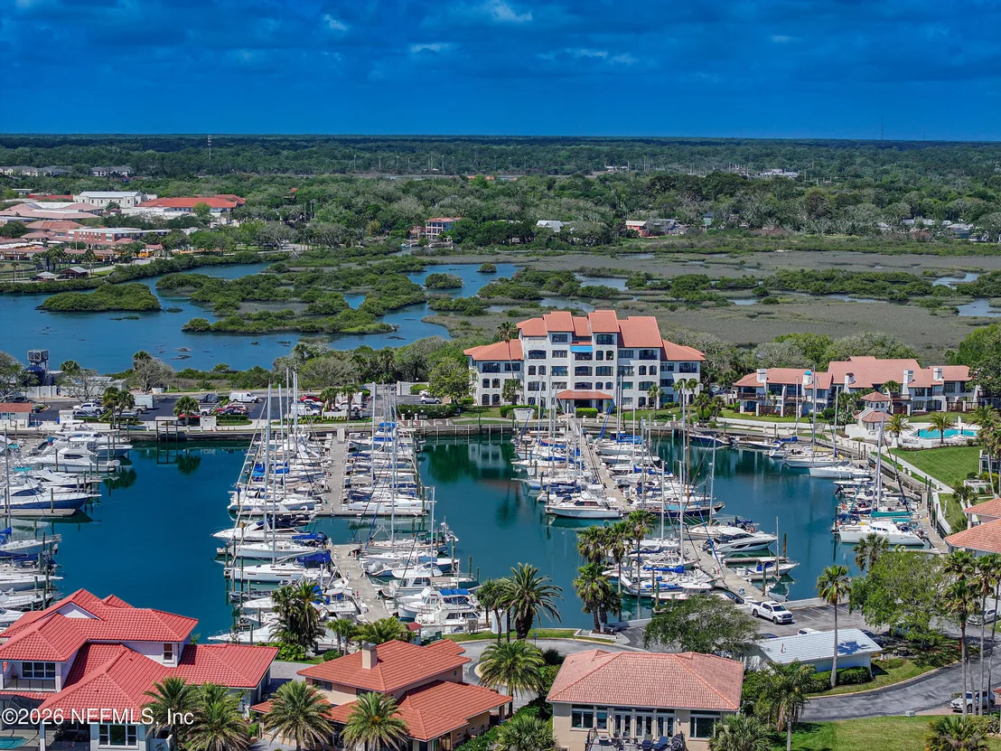 Photo of Unit 3101 at 3101 HARBOR Drive