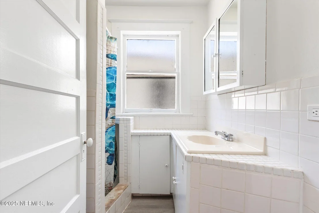 Photo of 27 GRANT Street