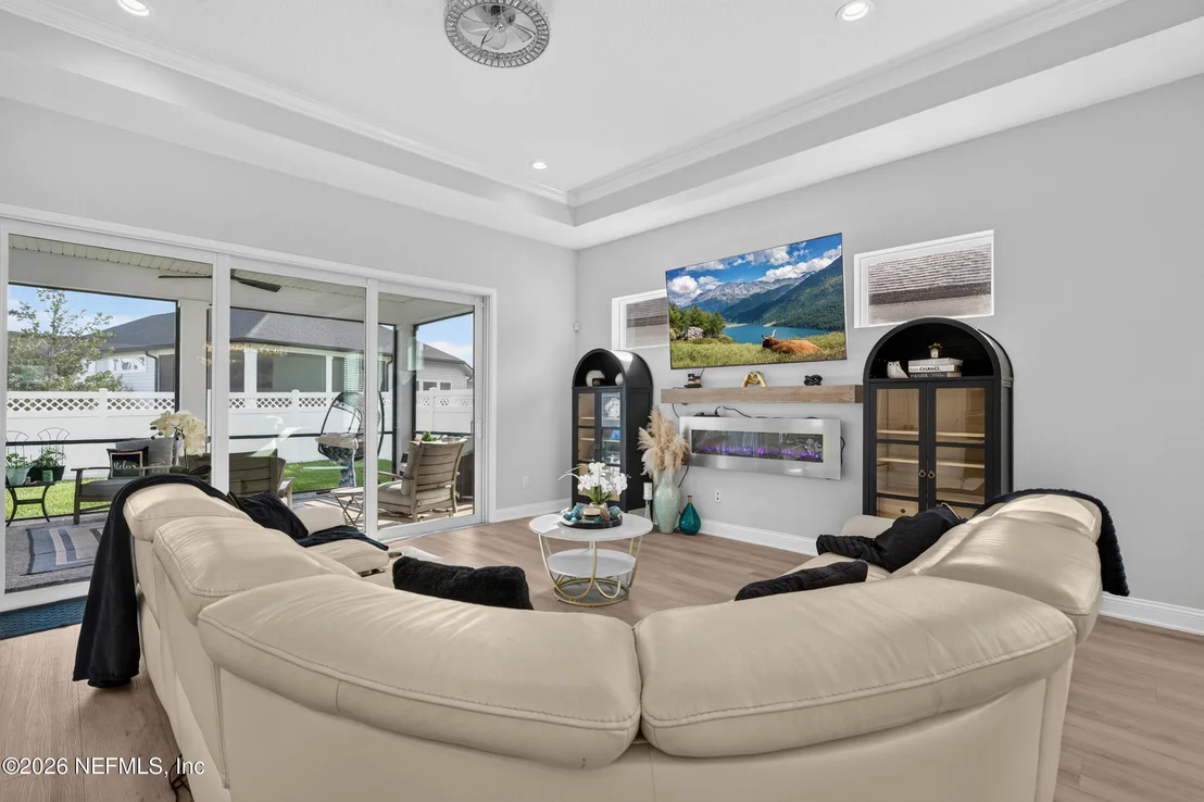 Photo of 483 COURTNEY CHASE Drive