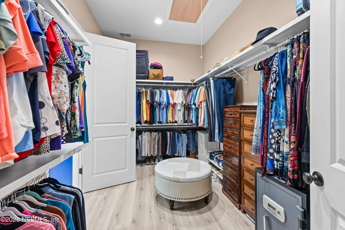 Photo of 8228 HALL Lane