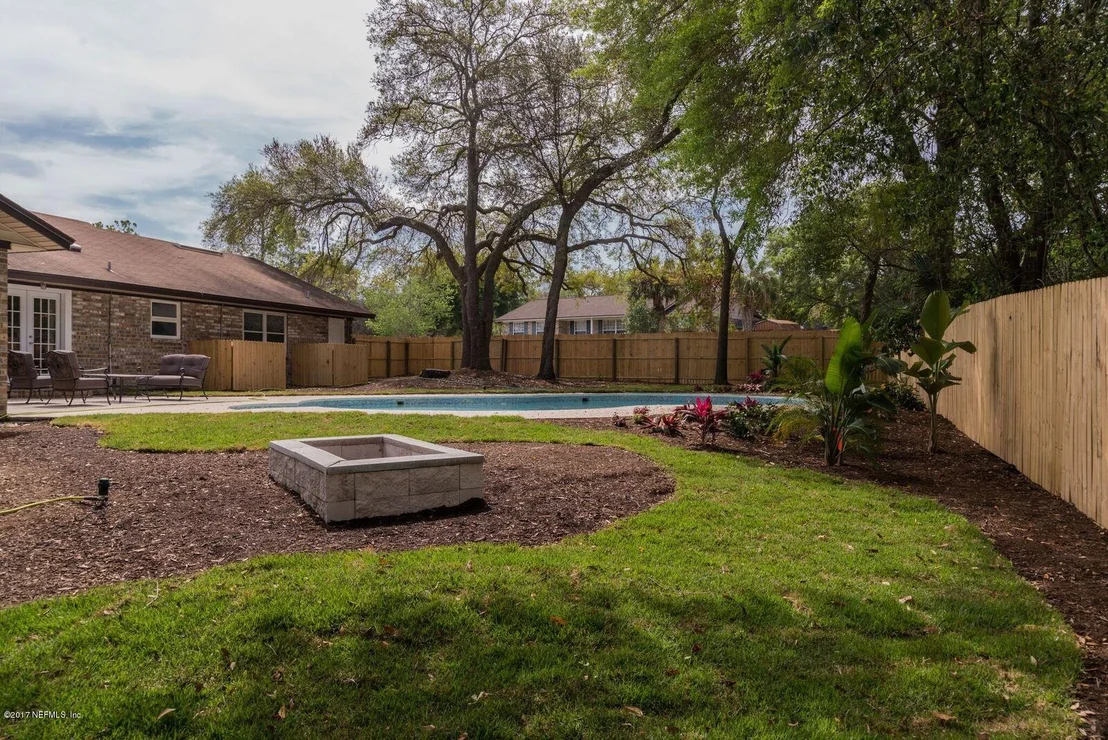 Photo of 277 FOXRIDGE Road