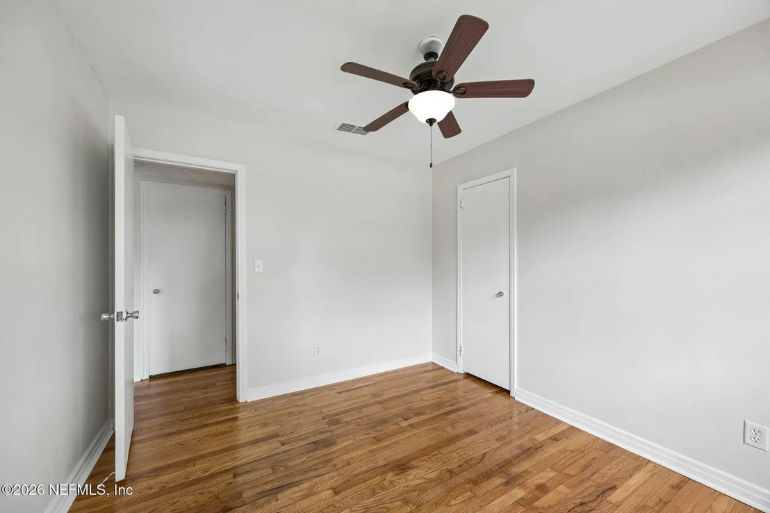 Photo of 2436 ORMSBY Circle E