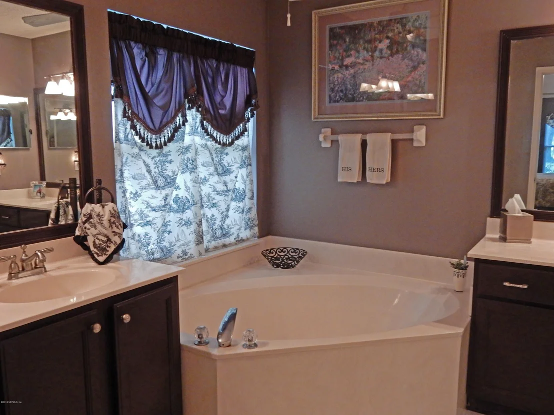 Photo of 304 LOLLY Lane