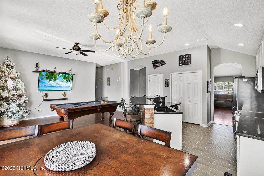 Photo of 1709 WINDOVER Place