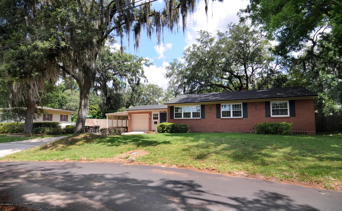 Photo of 5471 WATERSIDE Drive