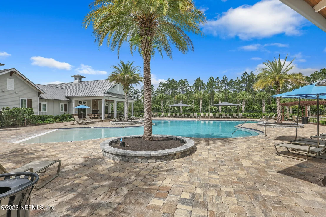 Photo of 557 PINE HAVEN Drive